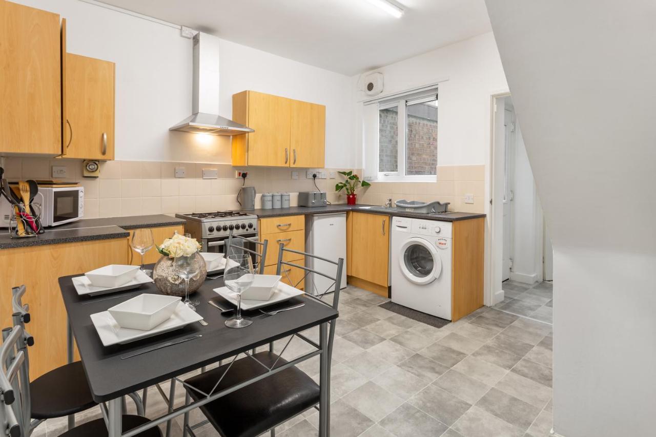 Comfortable Liverpool Townhouse - Free Parking Exteriör bild