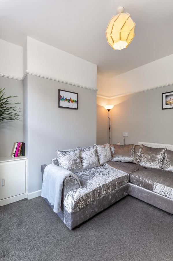 Comfortable Liverpool Townhouse - Free Parking Exteriör bild